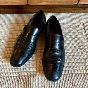 Tod’s Men’s Dress Shoes Penny Loafers, Black, 8.5 EE